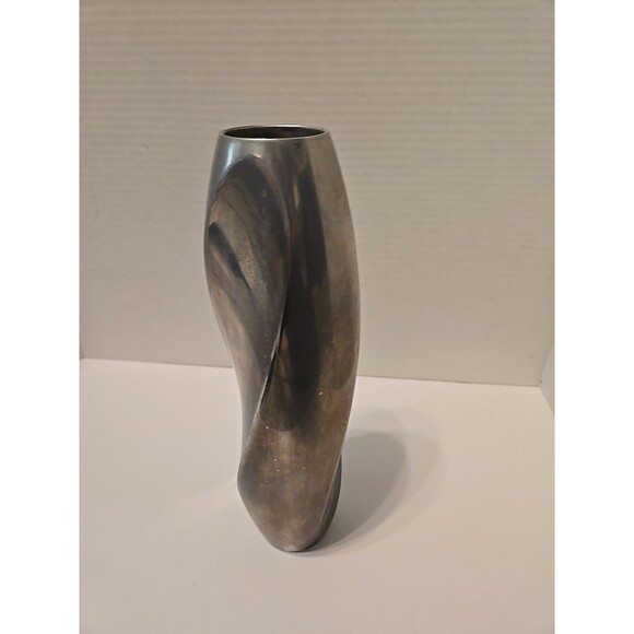 Nambe Studios Fred Bould Twist Vase, 10.5 Nambe Studios Fred Bould Twist Vase, 10.5\